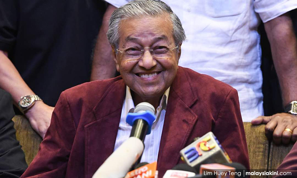 indah.com: Laporan: Dr M tak akan angkat sumpah sebagai PM ...