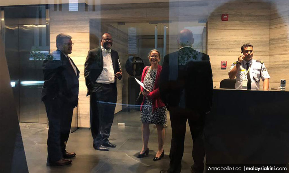 US ambassador meets Daim over US-M'sia business relations