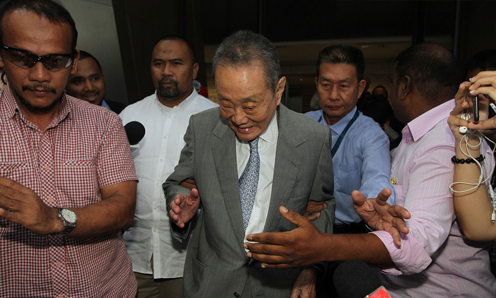 Have faith in eminent elders - billionaire Kuok tells M'sians