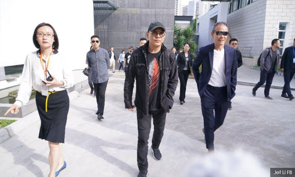 Jet Li nafi hidup dalam uzur