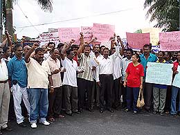 kapar temple demolition 020608 demo