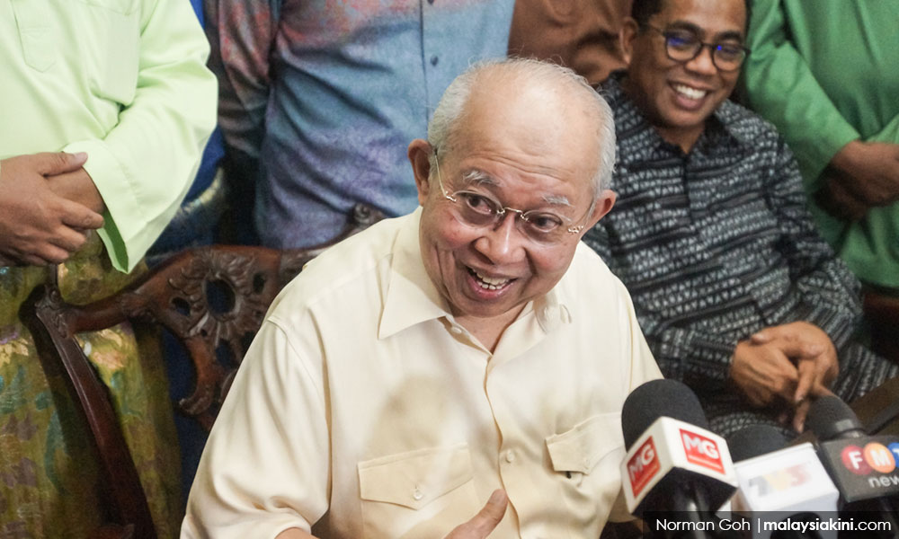 Ku Li wants Umno to be more open, democratic