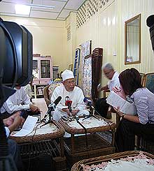 nik aziz interview in kota bharu 130608 01