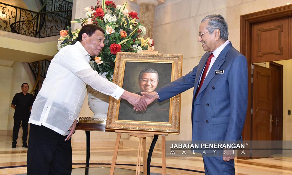 Dr M akan bertemu Duterte dalam lawatan ke Filipina