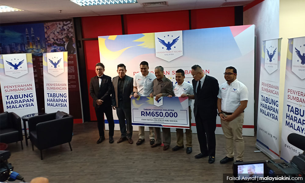 Yayasan Patriot Negara contributes RM650k to Tabung Harapan