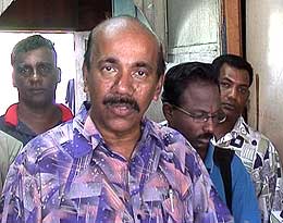 students without birth certificates 170608 siva subramaniam