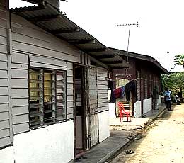 students without birth certificates 170608 kapar home