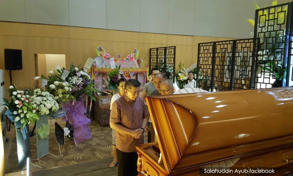 Perjalanan terakhir mendiang Eddie Ng