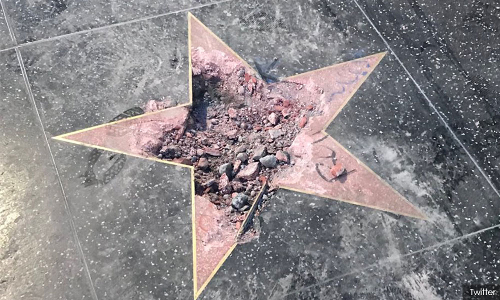 'Bintang' Trump di Hollywood kena kapak