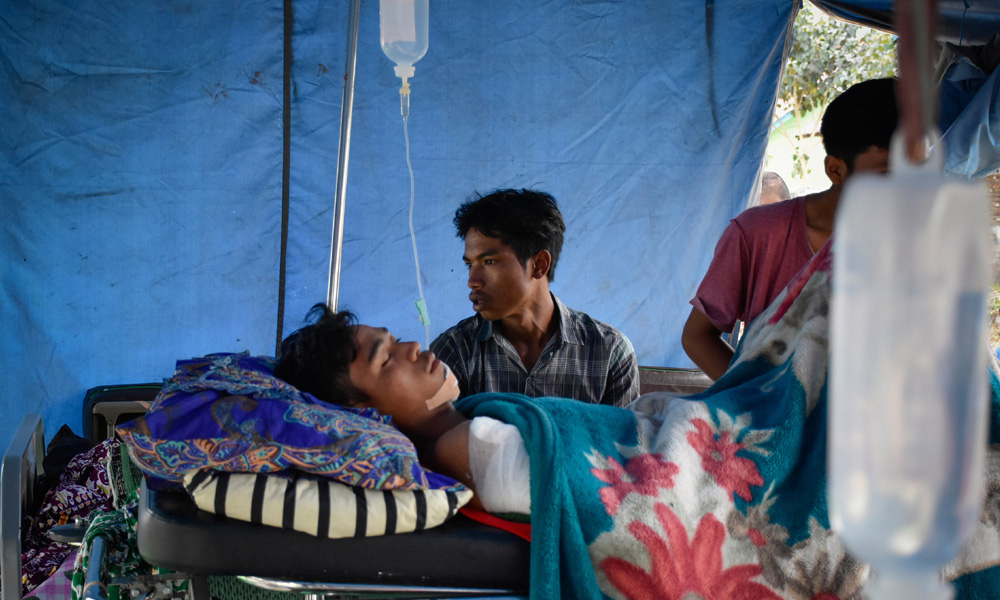 As death toll on Indonesia's Lombok tops 100, thousands wait for aid
