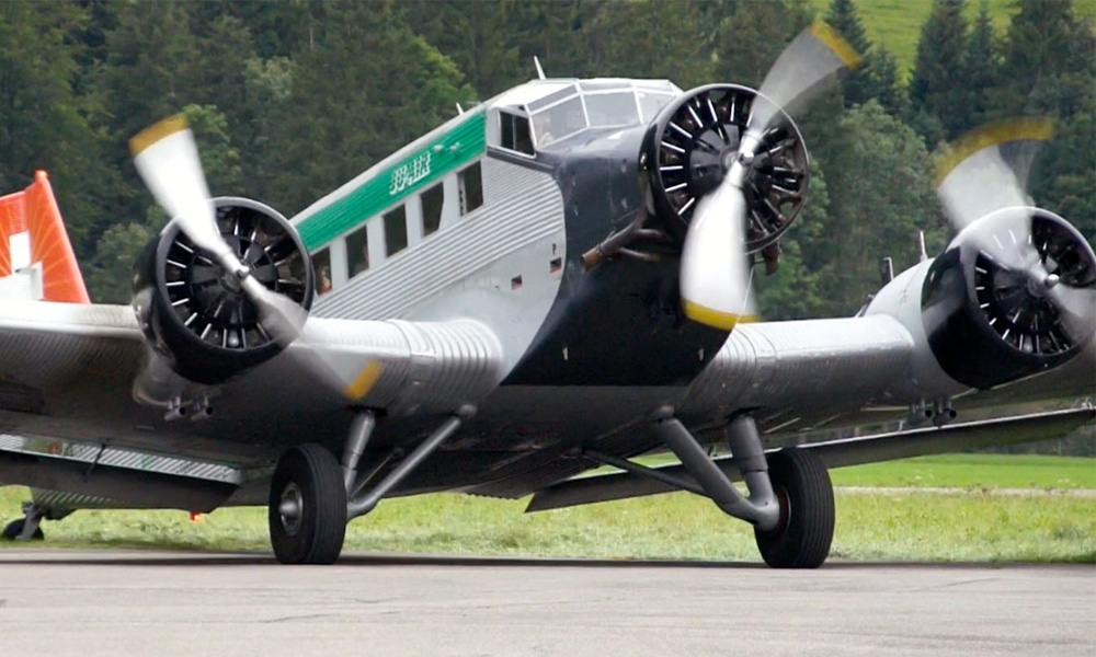 Second plane crashes in Swiss Alps on Saturday