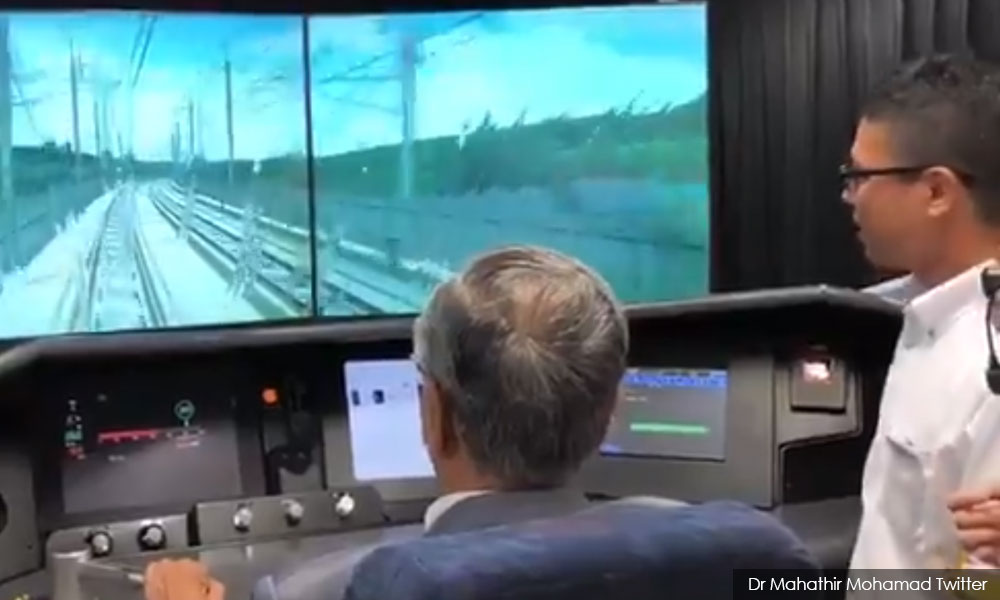Choo-choo! Dr M gives Japanese bullet train simulator a go