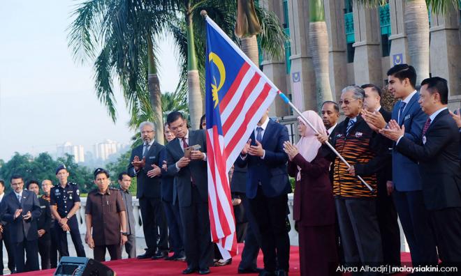 PM bakar semangat kontinjen Sukan Asia dengan kegemilangan 