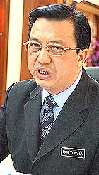 liow tiong lai interview 260408 04