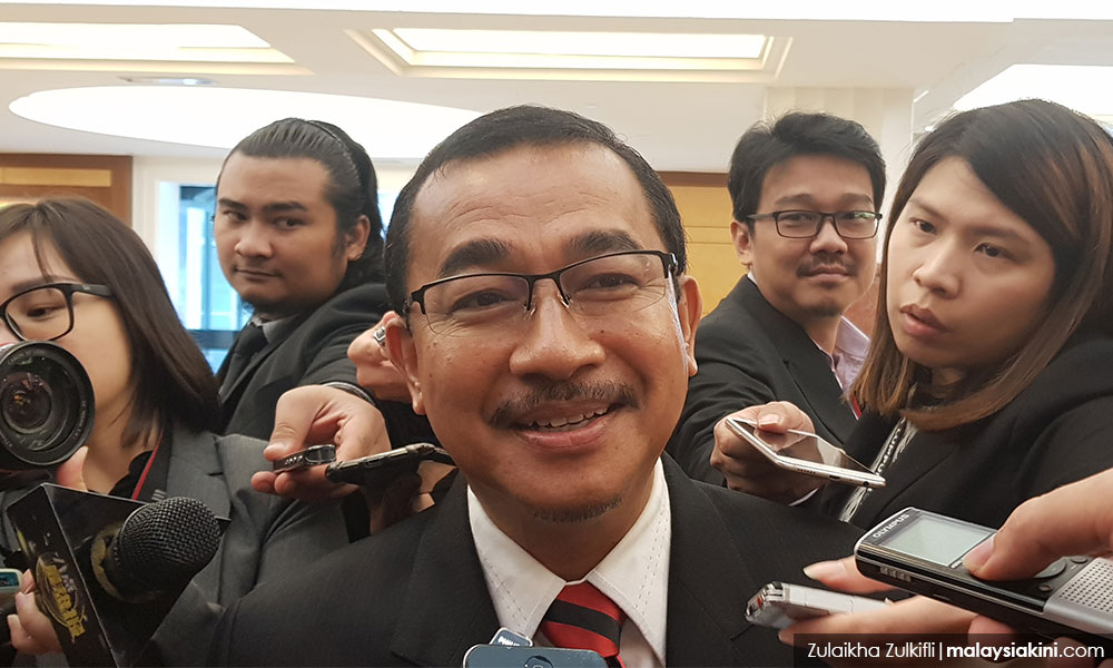 'Bukan saya yang tawarkan kerusi pada Anwar'