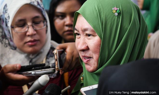 MB: Dari segi moral, Halimah perlu letak jawatan