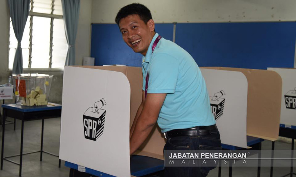 MCA should close shop, if it can’t succeed even with PAS' help