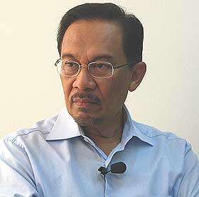 anwar ibrahim interview 030708 05