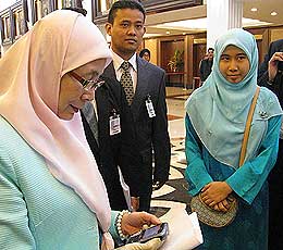 parliament pakatan walkout gobind singh pc images 300608 03