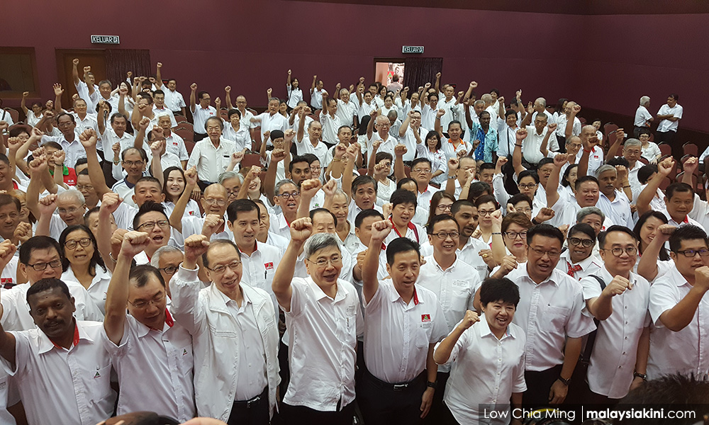 选后槟城仅4党员退出，民政欲靠地选打翻身战