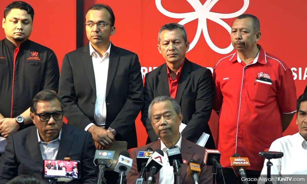 Negeri Sembilan Bersatu dissolved upon ROS' advice
