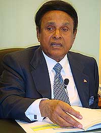 samy vellu exclusive on tamil schools 080708 05