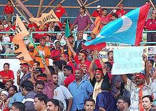 protes fuel price hike rally mppj stadium 070708 12