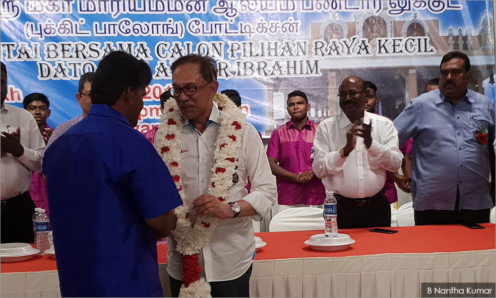 Anwar: Tak payah layan PAS