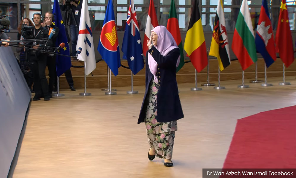 Azizah tiba di Hanoi untuk lawatan rasmi