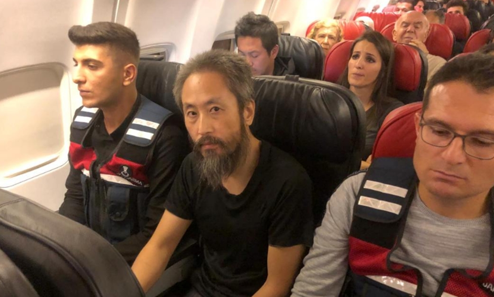 Japanese journalist heads home after 40 months held hostage in Syria