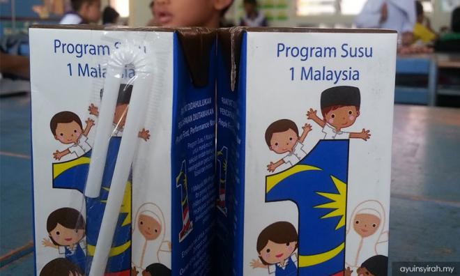 Mana susu kotak 1Malaysia  untuk murid miskin 