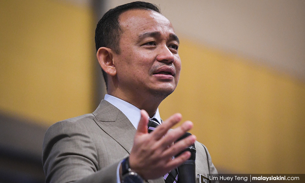Maszlee tinjau peluang buka cawangan universiti di Indonesia