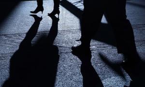 'Hapuskan parti yeye buat selama-lamanya' - Bekas isteri tentera