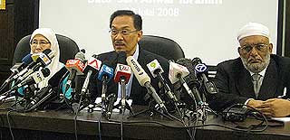 anwar ibrahim saiful bukhari sodomy allegation medical report pc 290708 04