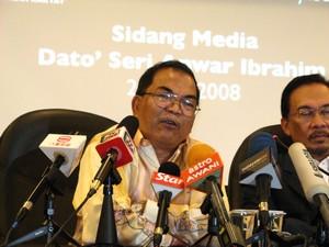 anwar pc welcome fauzi 230708 fauzi.jpg
