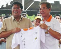 khalid visit to kampung baru rawang 260708 04