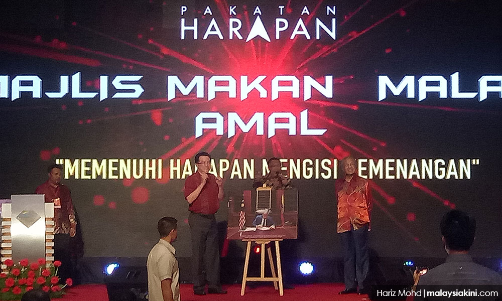 Rosmah's ex-associate and tycoon who apologised to Najib donate to Harapan