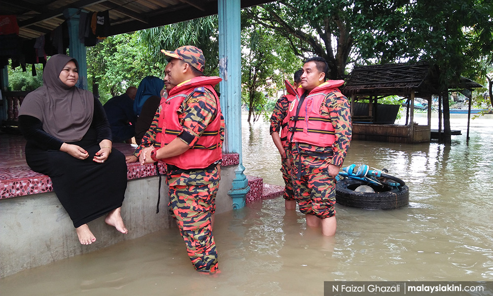 Flood evacuees in Kelantan,Terengganu rises over 15,000 people