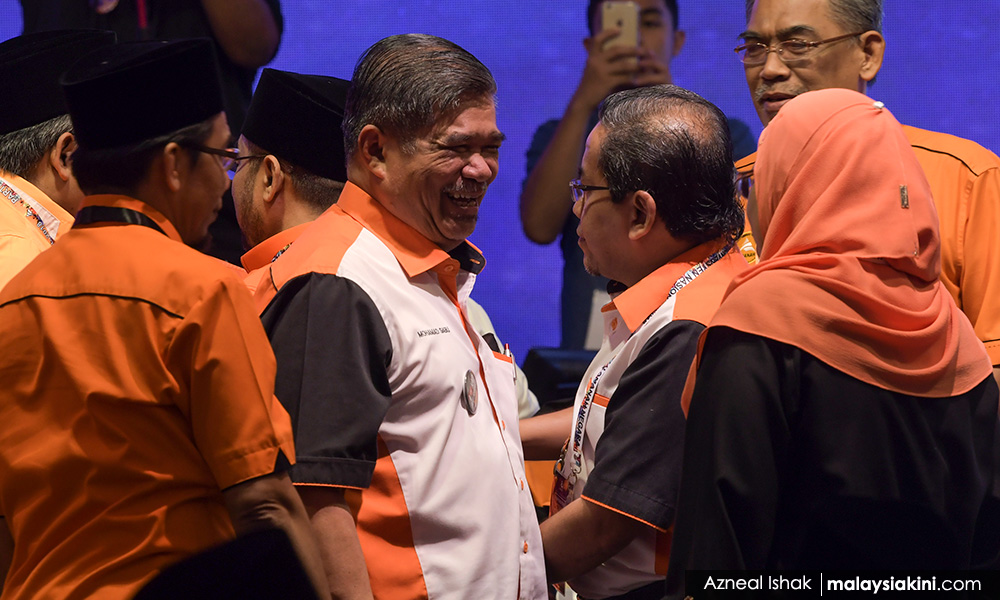 Amanah leaders back Latheefa and 7 things that happened yesterday