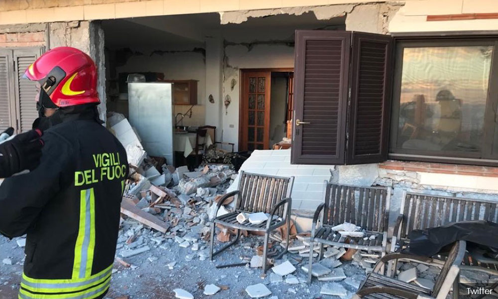 28 injured, 600 displaced in earthquake triggered by volcano eruption in Italy