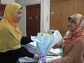 wanita pkr general hospital kl flower bouquet event 040808 03
