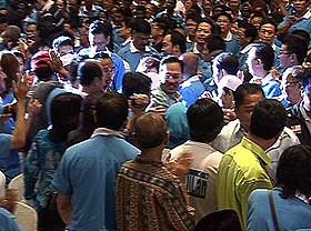 dr tan yew kee former mca klang wanita joins pkr anwar ibrahim event 030808 06