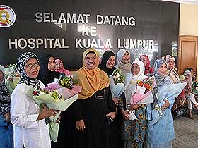 wanita pkr general hospital kl flower bouquet event 040808 02