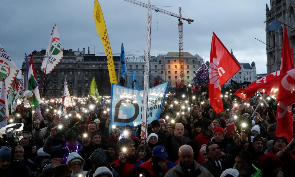 Thousands rally against Hungary's overtime work law, Orban