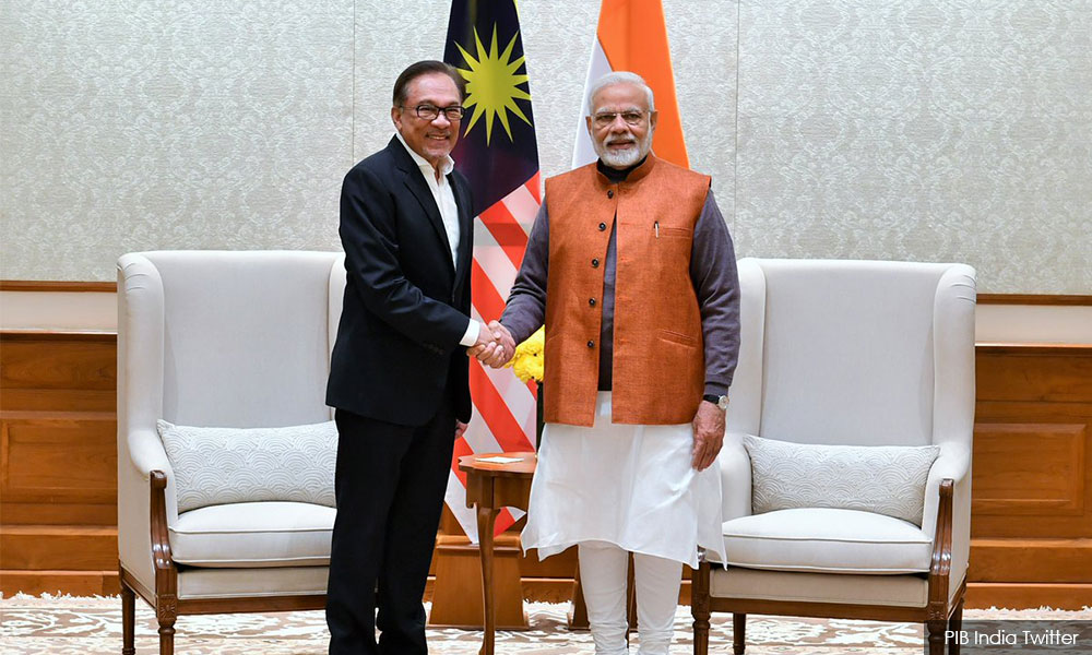 Anwar congratulates India on historic moon landing