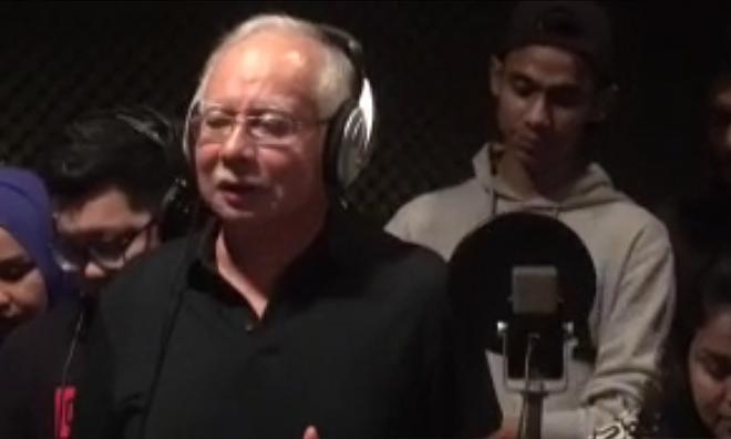 Najib: Jangan lupakan orang bujang, OKU miskin Najib: Jangan lupakan orang bujang, OKU miskin