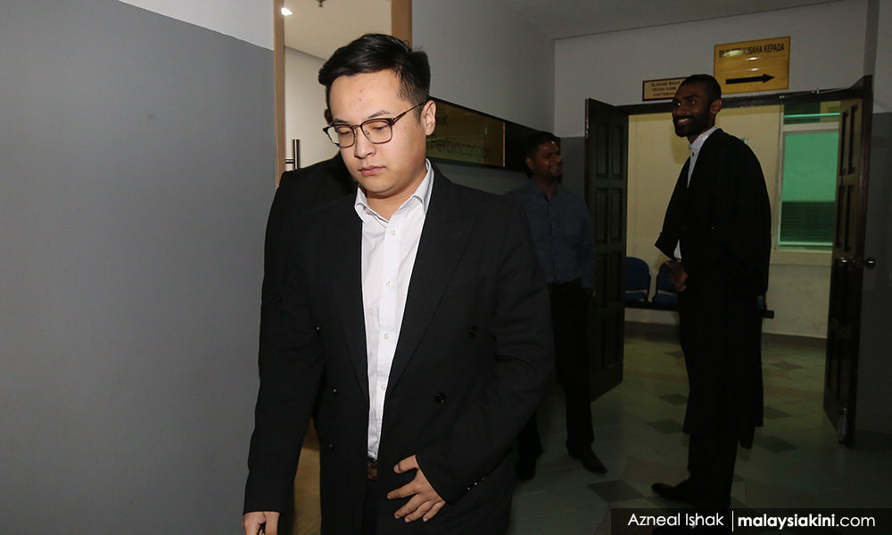 阿旦长子丧母后失依靠，父亲另有家室拒收容