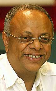 dr s vijayaratnam