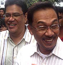 anwar ibrahim lim guan eng dap permatang pauh by election walkabout campaign 150808 02