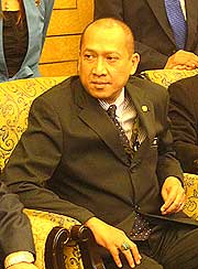 french jounalist attacked in permatang pauh parliament pc 210808 01